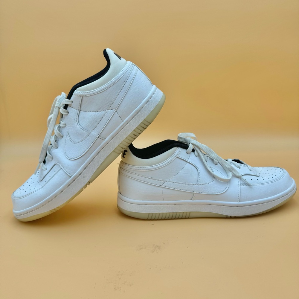 NIKE AIR FORCE SKY 3/4 TRIPPLE WHITE LEATHER CT8448-102 MEN'S SIZE 11 SNEAKERS